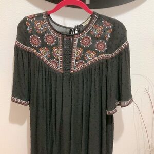 miami (francesca’s) Black Embroidered Short Sleeve Lined Casual Dress - XS